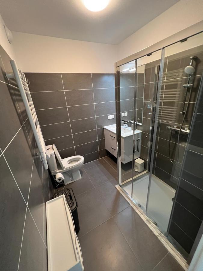 Appartement Tout Equipe Centre Ville 멍똥 외부 사진