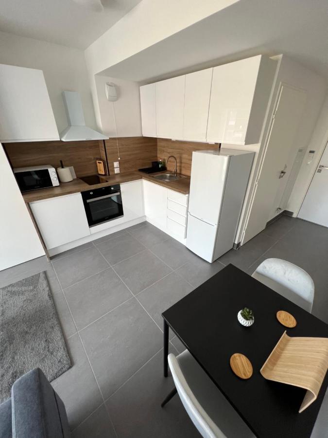 Appartement Tout Equipe Centre Ville 멍똥 외부 사진