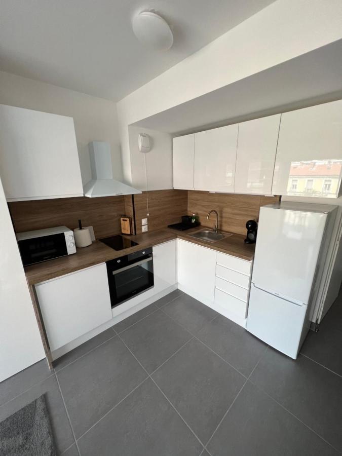 Appartement Tout Equipe Centre Ville 멍똥 외부 사진
